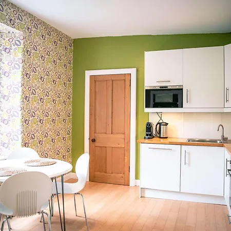 Apartment 1 Bed Overlooking The Historic Greyfriars Church