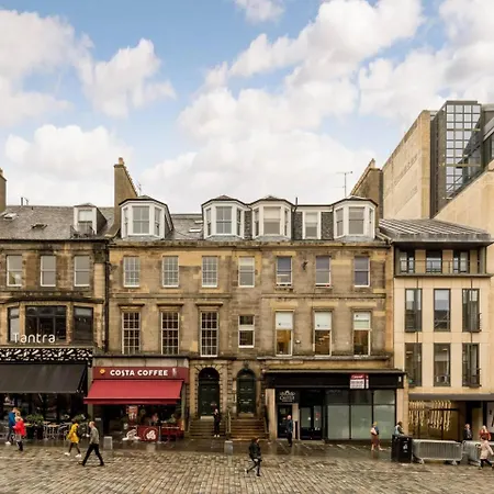 Ultra-modern On Castle Street * Edinburgh