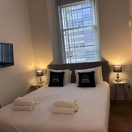 Quartermile Apartment *