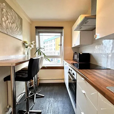 Holyrood Gem, Walk To Royal Mile, Palace, Old Town *