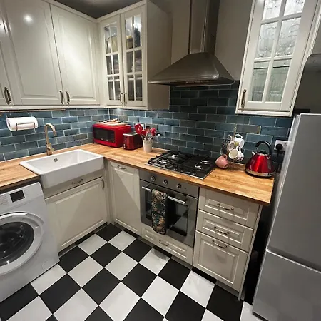 Apartment Charming Flat, Easy Access To Fringe Edinburgh
