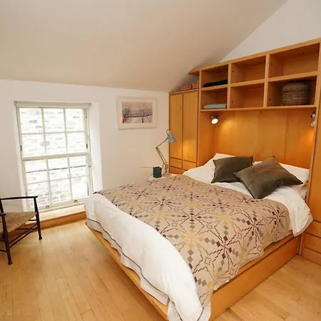 West End Retreat In Apartament Edynburg