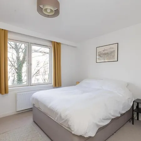 Ace Centre Apart, 8 Minutes From Royal Mile *