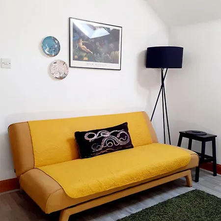 Stylish 2br- Free Parking- Heart Of *
