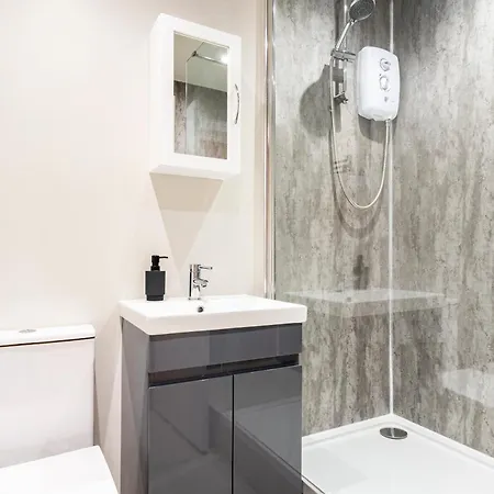 Modern New Town Flat Apartment Edinburgh