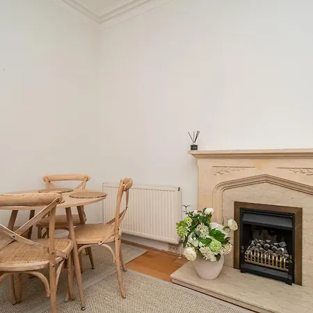 Apartment Cosy 2 Bed In - Pass The Keys *