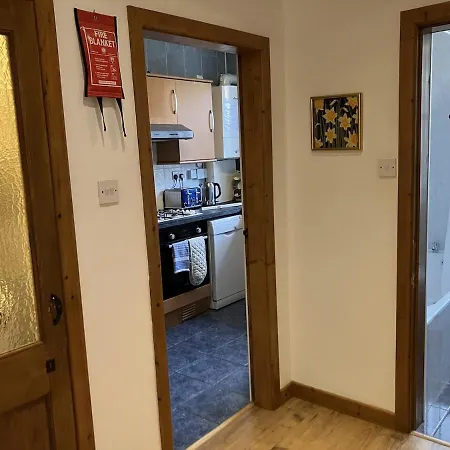 Apartment Bright 2br Gem In Old Town Location Edinburgh