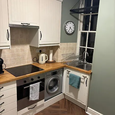 Luxury 2 Bedroom On Famous Royal Mile *