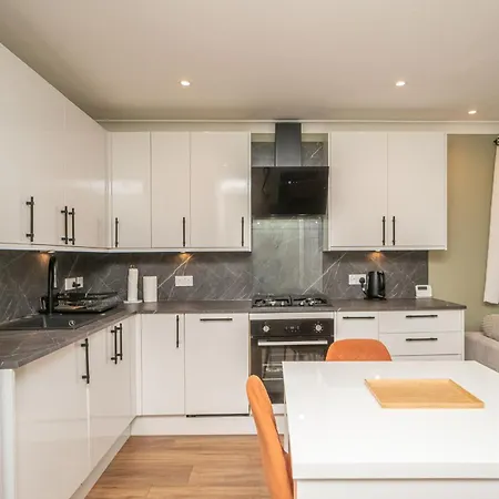 Apartment Cosy Murrayfield Flat - Pass The Keys Edinburgh