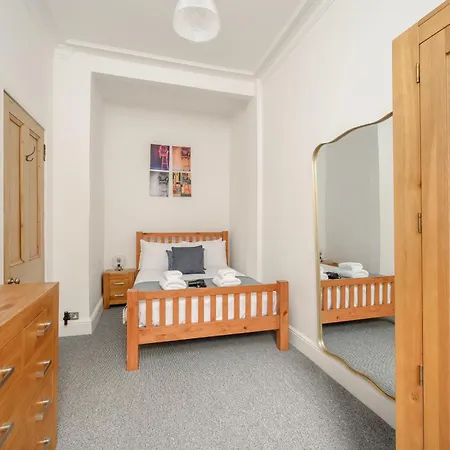 Brunswick 2 Bedroom - *