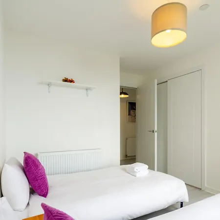 Lovely Sea View 2bdr Flat In Edimburgo