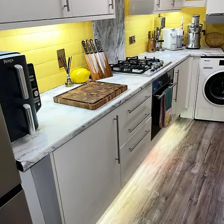 Apartment Luxurious In Leith Edinburgh