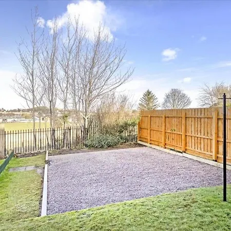 Attractive Colinton For Family