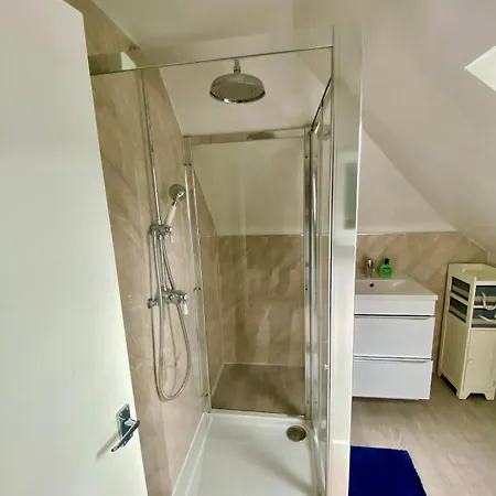 Apartment Delightful And Bright Upper In