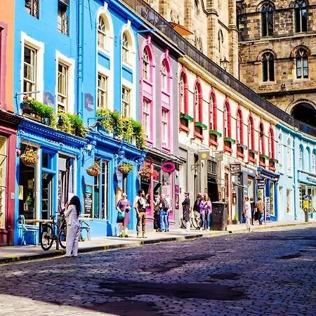 아파트 City Centre Sleeps 8 Close To Castle Dedicated Free Parking 에든버러