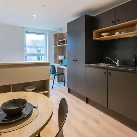 Straits Place In * Edinburgh