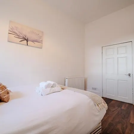 Wee Clan Apartment, Sleep 6, Centre! * Edinburgh