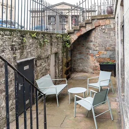 Bnbnova - 1br - Steps From Calton Hill, Apartment