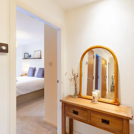 Apartamento Leafy Leith 2bdr Retreat With A Private Balcony