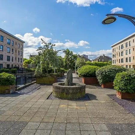 Modern 2 Bedroom Apartment, Near The Sea & Apartment Edinburgh