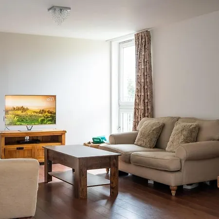 Apartment Modern 2 Bed In