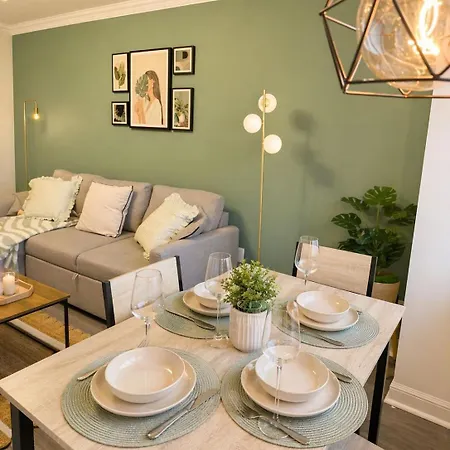 Apartmán Cozy In Centre With Dedicated Parking *