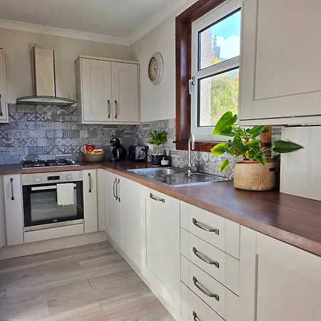 Peaceful Nest 20min Airport And Centre Apartment Edinburgh