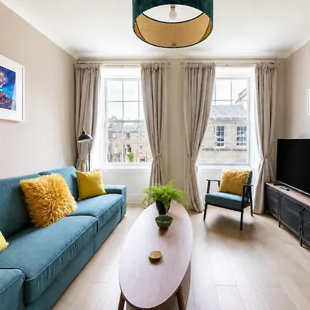 Bnbnova - 2br - West End Castle *