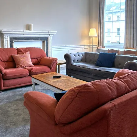 Centre Flat On Hanover Street Edinburgh