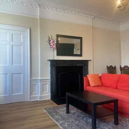 Apartment Pleasance 4 Bedrooms 7 Beds