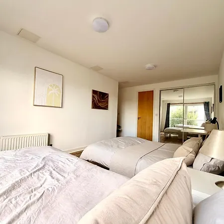 Apartment Drybrough - Superfast Wifi - 2br Sleeps 5 *