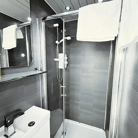 Apartamento One Bedroom *