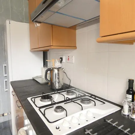 Bright 2br Gem In Old Town Location Apartment Edinburgh