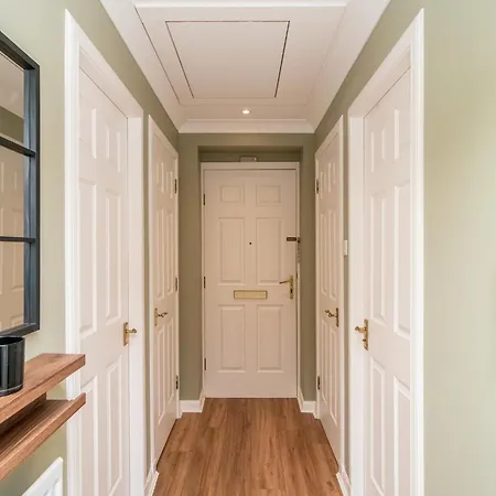 Cosy Murrayfield Flat - Pass The Keys *