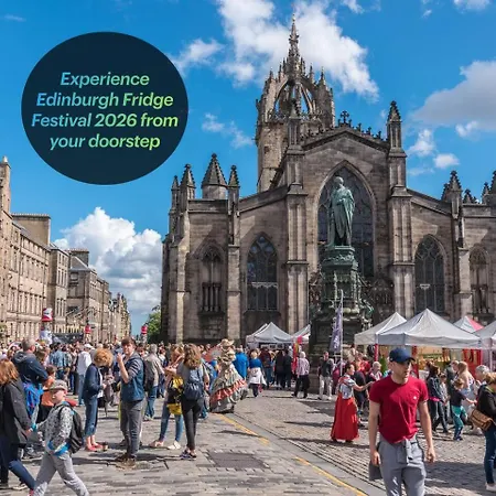 Apartment Old Town Launchpad, Sleeps 4, Free Parking Edinburgh