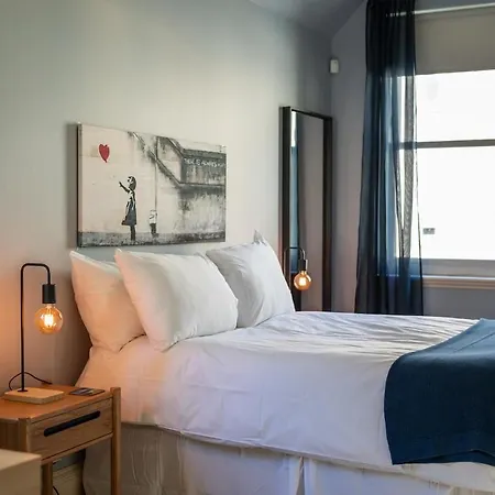 Brewer's Delight In Oasis Apartment