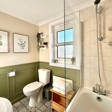 Peaceful Nest 20min Airport And Centre Apartment Edinburgh