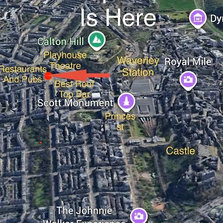 Edinburghs Location Sleeps Four Apartment *