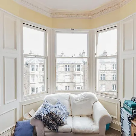 Apartment Classic Tenement Meadows & Centre