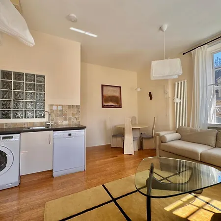 Museum View Center Luxury With Lift Royal Mile Apartment