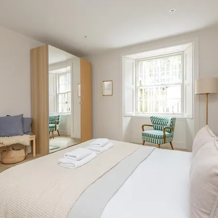 Stylish 1 Bed Near Stockbridge Edinburgh