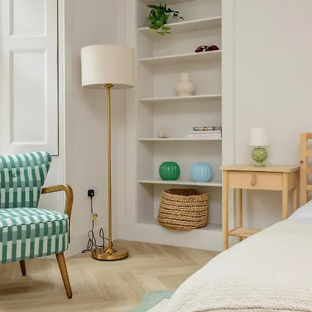 Stylish 1 Bed Near Stockbridge