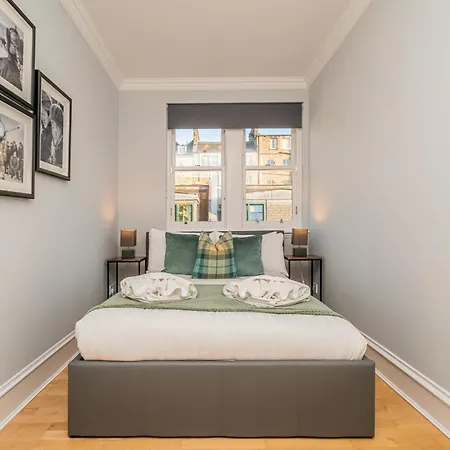 Stylish Hideaway In - Pass The Keys Apartment *