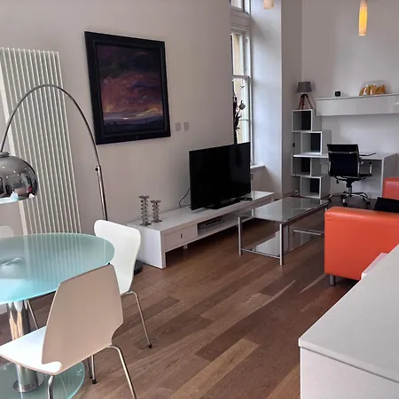 Quartermile Apartment *