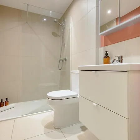 Apartment Stylish 1 Bed Near Stockbridge *