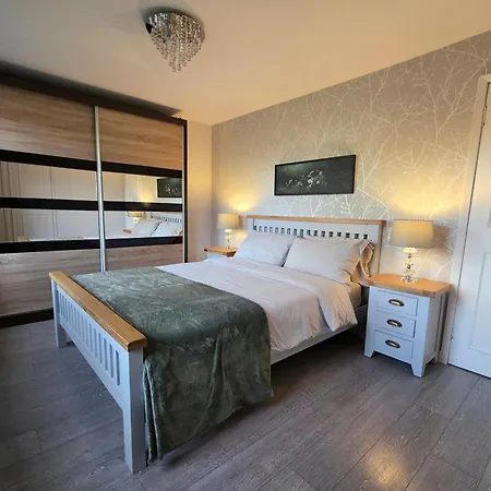 Apartment Peaceful Nest 20min Airport And Centre *