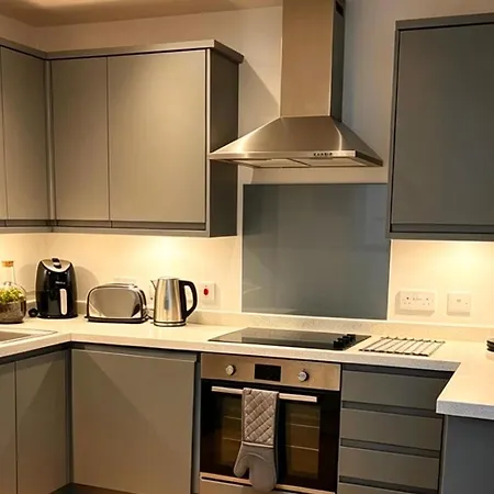 Apartment Edinburghs Location Sleeps Four