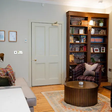 The Mews At Wemyss Apartment