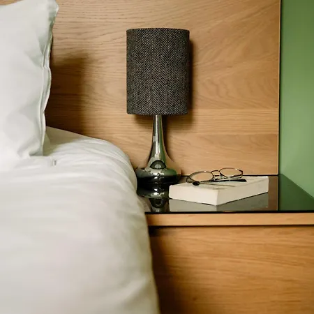 Apartment 1 Bed Overlooking The Historic Greyfriars Church