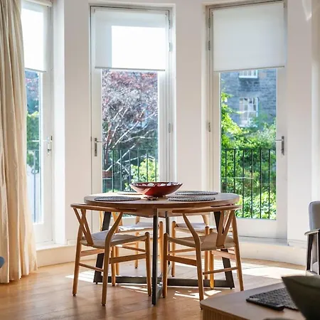 Apartment Brewer's Delight In Oasis Edinburgh